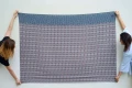 Sarong chusta Mauritius trzymana przez dwie kobiety