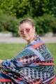 Sarong chusta Miami na kobiecie w okularach